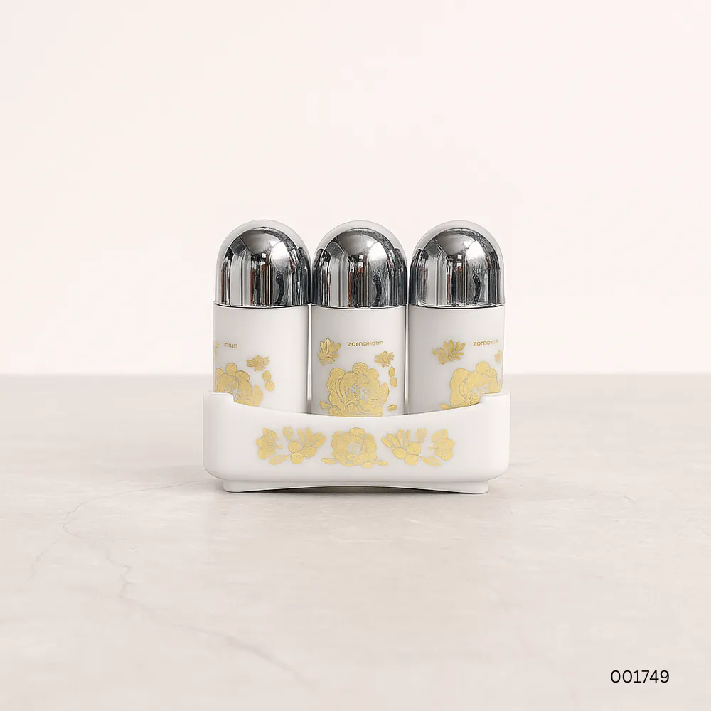 salt & pepper shakers
